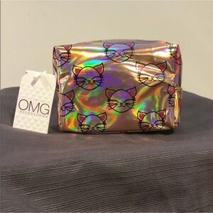 OMG Woman’s cosmetic bag at face themed rose gold with black and pink gl…